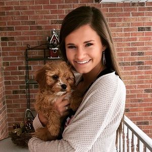 Meet your Posher, Hannah